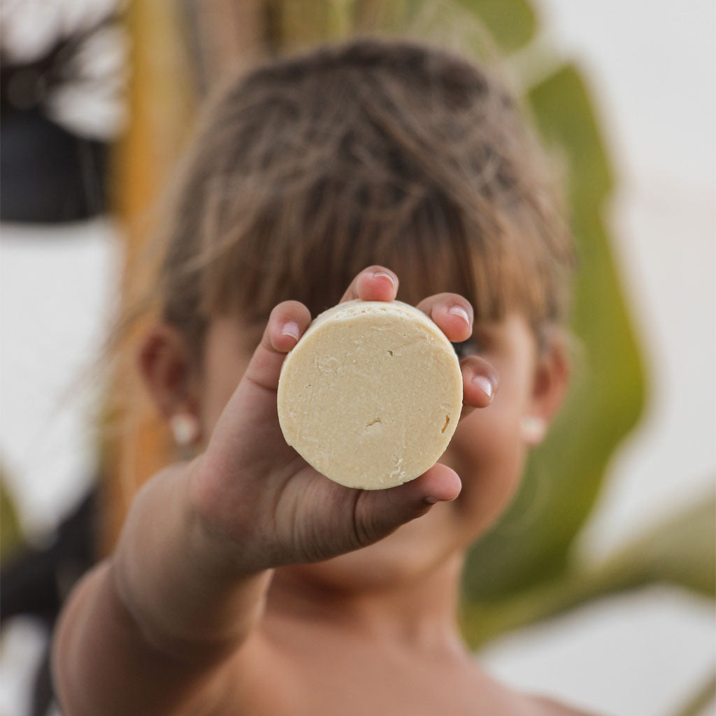 SHAMPOO AND BODYWASH BAR | Babies & Kids | Sweet Almond Oil + Oatmeal - Bam&Boo - Eco-friendly, vegan, sustainable oral and personal care